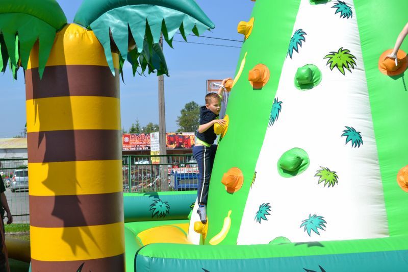 Setki dzieciaków bawiły się na imprezie Mlekpolu. Zobacz obszerną relację fotograficzną