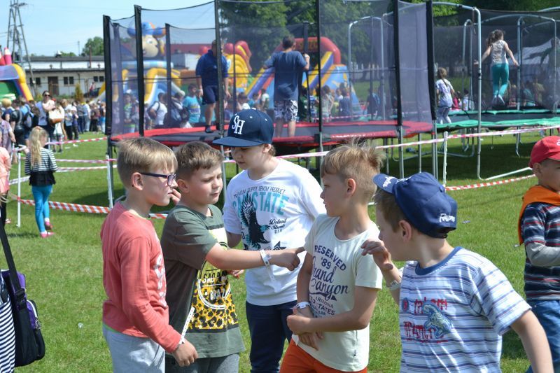 Setki dzieciaków bawiły się na imprezie Mlekpolu. Zobacz obszerną relację fotograficzną