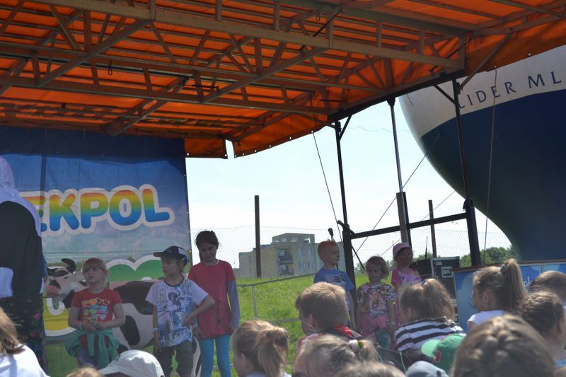 Setki dzieciaków bawiły się na imprezie Mlekpolu. Zobacz obszerną relację fotograficzną