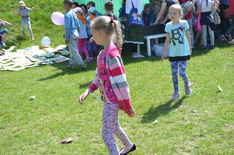 Setki dzieciaków bawiły się na imprezie Mlekpolu. Zobacz obszerną relację fotograficzną
