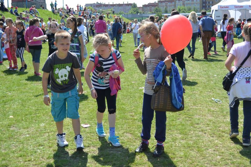 Setki dzieciaków bawiły się na imprezie Mlekpolu. Zobacz obszerną relację fotograficzną