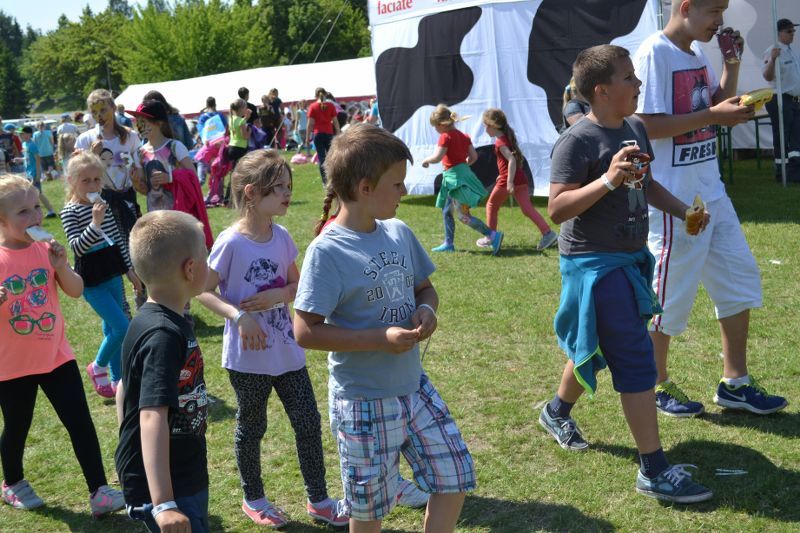 Setki dzieciaków bawiły się na imprezie Mlekpolu. Zobacz obszerną relację fotograficzną