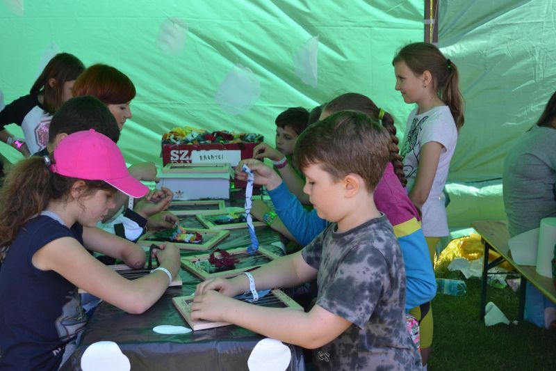 Setki dzieciaków bawiły się na imprezie Mlekpolu. Zobacz obszerną relację fotograficzną