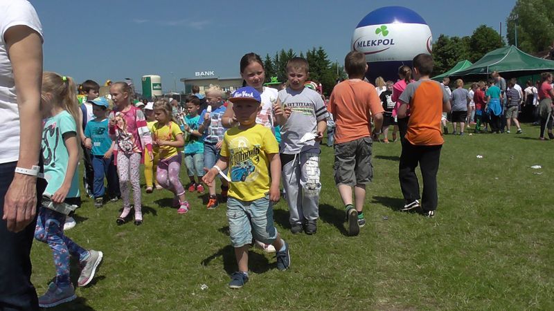 Setki dzieciaków bawiły się na imprezie Mlekpolu. Zobacz obszerną relację fotograficzną