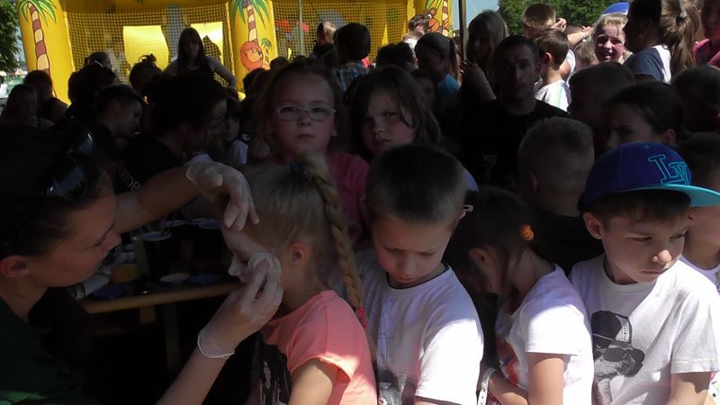 Setki dzieciaków bawiły się na imprezie Mlekpolu. Zobacz obszerną relację fotograficzną