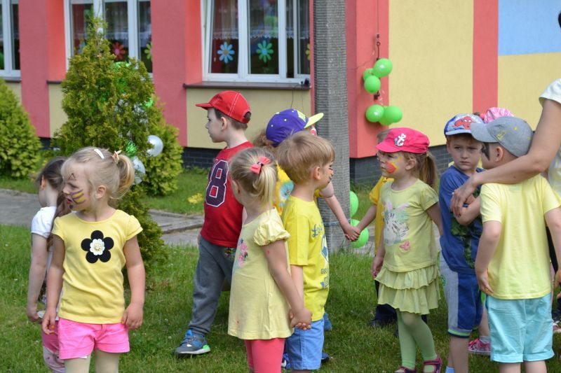 Dzień Dziecka z atrakcjami zorganizowano również w kolneńskim  przedszkolu (zobacz zdjęcia)
