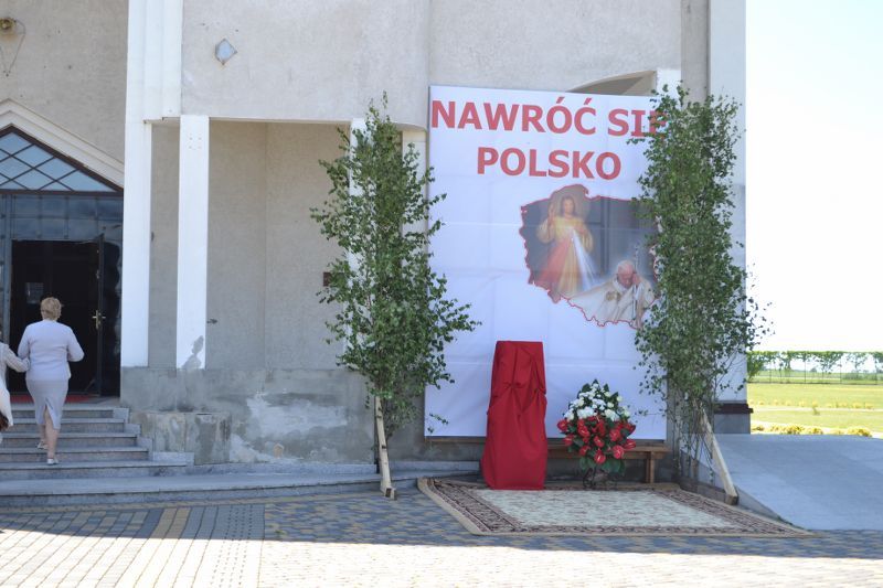 Obchodzimy uroczystość Najświętszego Ciała i Krwi Chrystusa. Zobacz relację fotograficzną z procesji Bożego Ciała