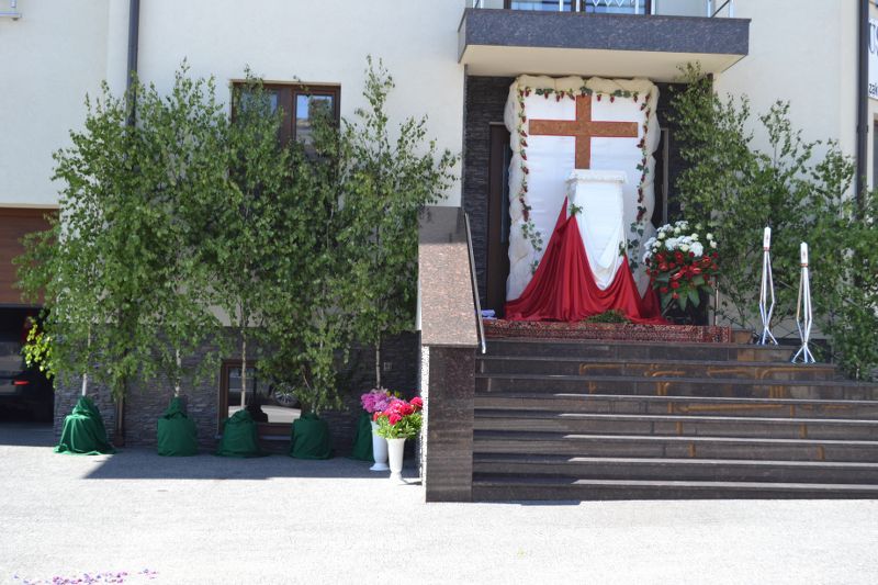 Obchodzimy uroczystość Najświętszego Ciała i Krwi Chrystusa. Zobacz relację fotograficzną z procesji Bożego Ciała