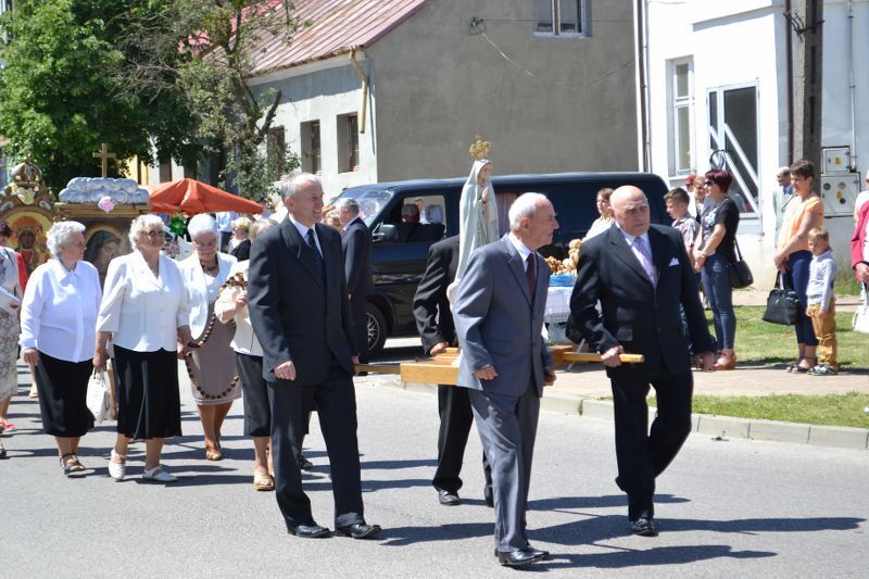 Obchodzimy uroczystość Najświętszego Ciała i Krwi Chrystusa. Zobacz relację fotograficzną z procesji Bożego Ciała