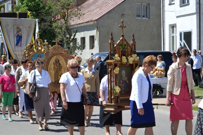 Obchodzimy uroczystość Najświętszego Ciała i Krwi Chrystusa. Zobacz relację fotograficzną z procesji Bożego Ciała