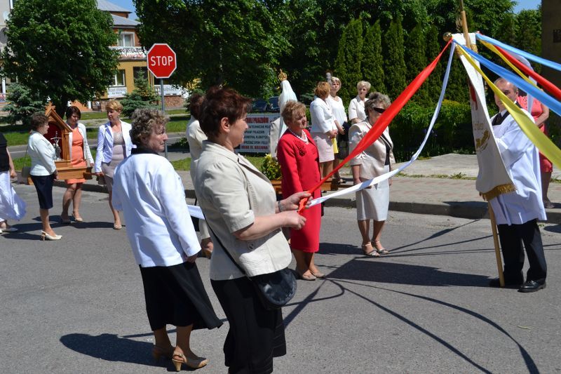 Obchodzimy uroczystość Najświętszego Ciała i Krwi Chrystusa. Zobacz relację fotograficzną z procesji Bożego Ciała