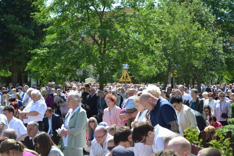 Obchodzimy uroczystość Najświętszego Ciała i Krwi Chrystusa. Zobacz relację fotograficzną z procesji Bożego Ciała