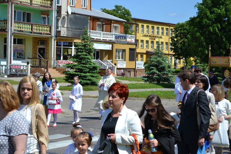 Obchodzimy uroczystość Najświętszego Ciała i Krwi Chrystusa. Zobacz relację fotograficzną z procesji Bożego Ciała