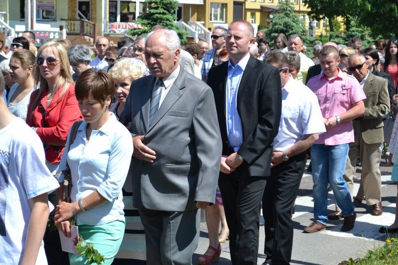 Obchodzimy uroczystość Najświętszego Ciała i Krwi Chrystusa. Zobacz relację fotograficzną z procesji Bożego Ciała