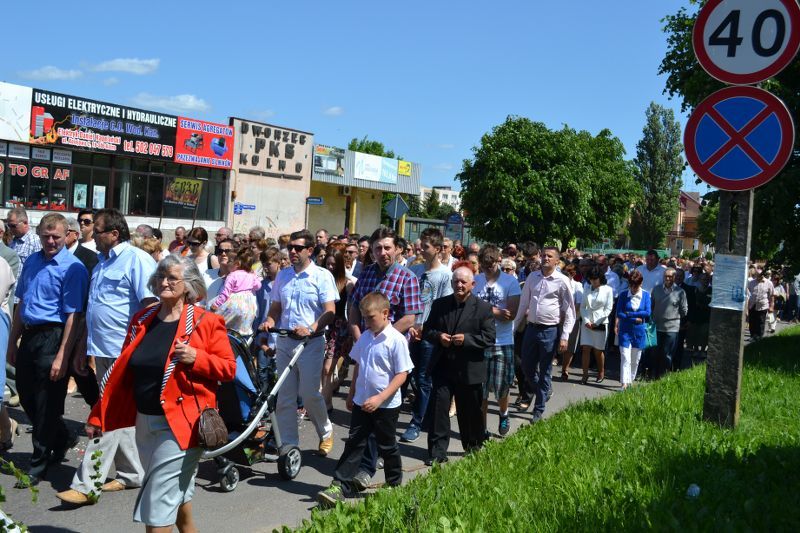 Obchodzimy uroczystość Najświętszego Ciała i Krwi Chrystusa. Zobacz relację fotograficzną z procesji Bożego Ciała
