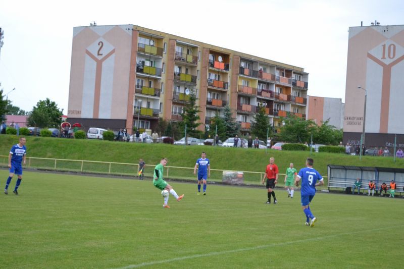 Gwiazda ponownie z hat trickiem. Euforia na stadionie