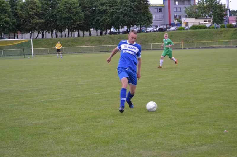 Gwiazda ponownie z hat trickiem. Euforia na stadionie