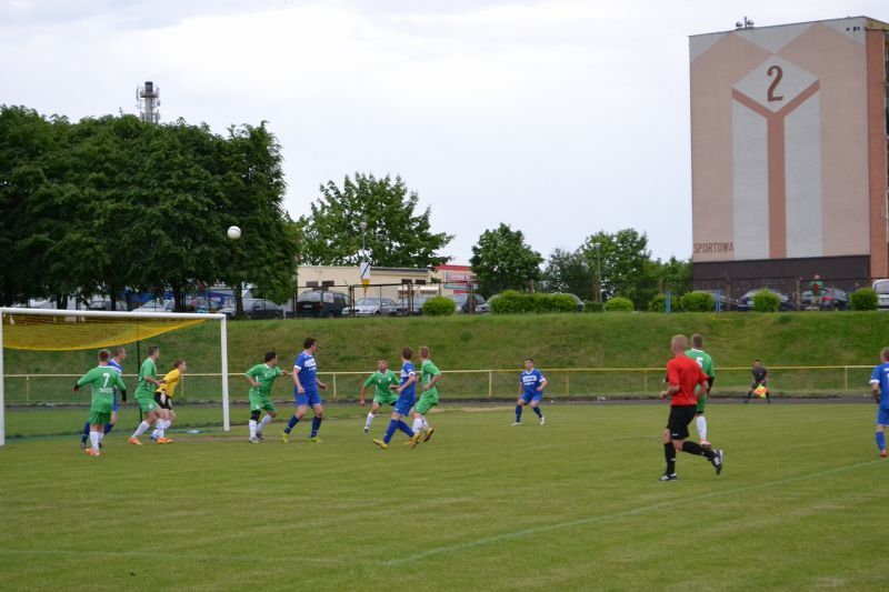 Gwiazda ponownie z hat trickiem. Euforia na stadionie