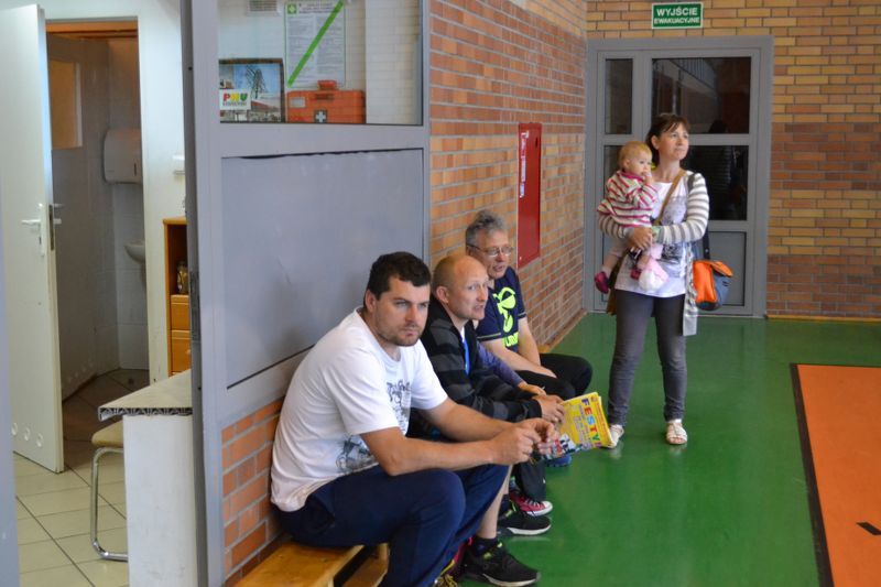 Szczypiornistki z kolneńskiego gimnazjum odarły ze złudzeń swoje rywalki