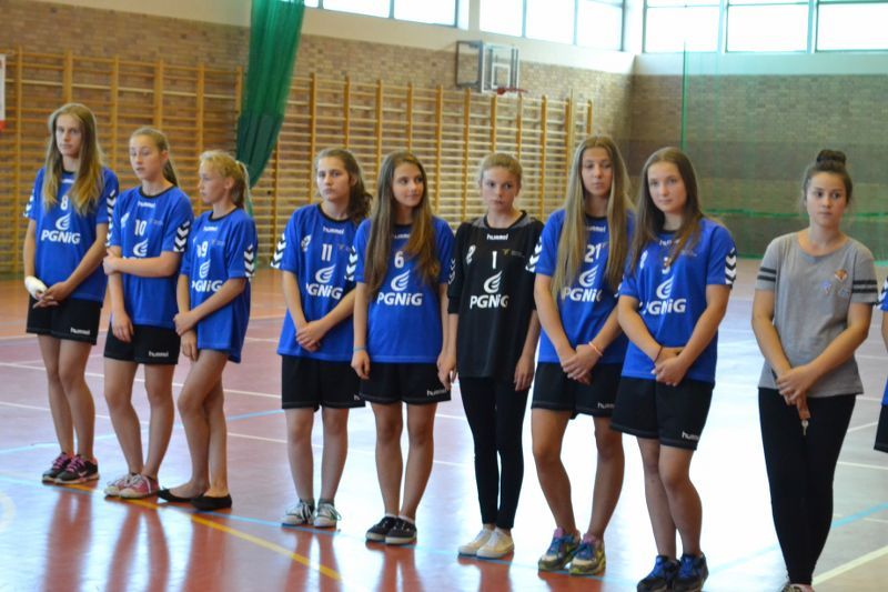 Nasze dziewczęta z pucharem województwa podlaskiego