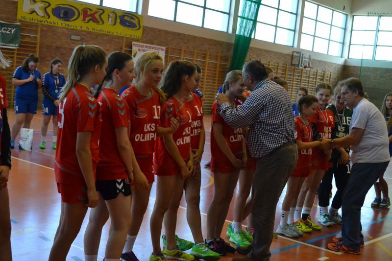 Nasze dziewczęta z pucharem województwa podlaskiego
