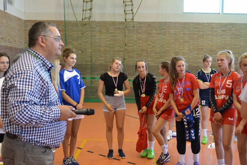 Nasze dziewczęta z pucharem województwa podlaskiego