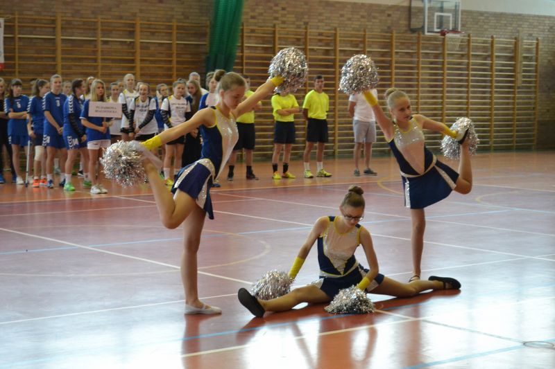 Nasze dziewczęta z pucharem województwa podlaskiego