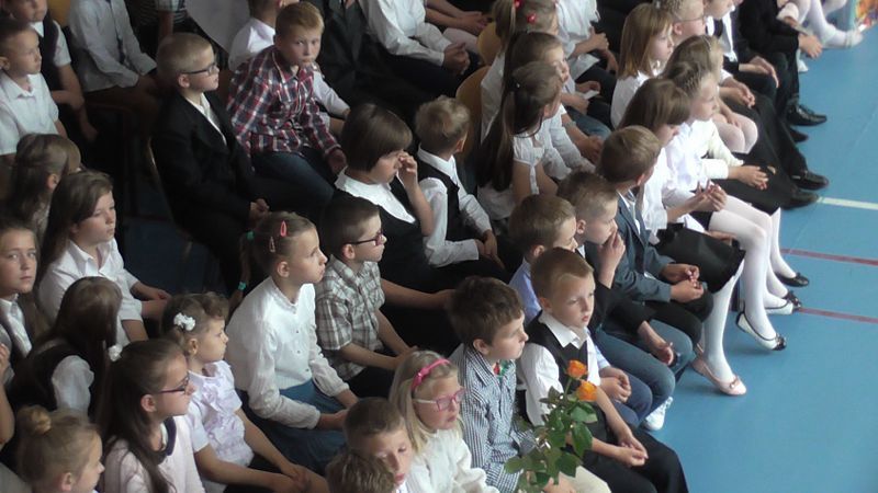 Zobacz relacje foto i video z zakończenia roku szkolnego w kolneńskich szkołach