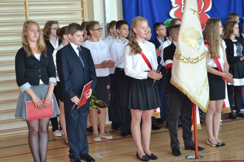 Zobacz relacje foto i video z zakończenia roku szkolnego w kolneńskich szkołach