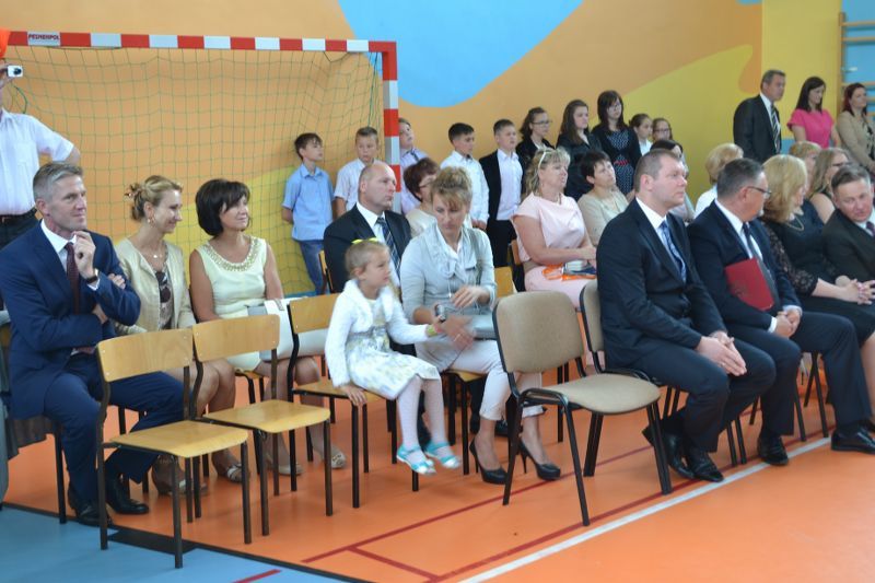 Zobacz relacje foto i video z zakończenia roku szkolnego w kolneńskich szkołach