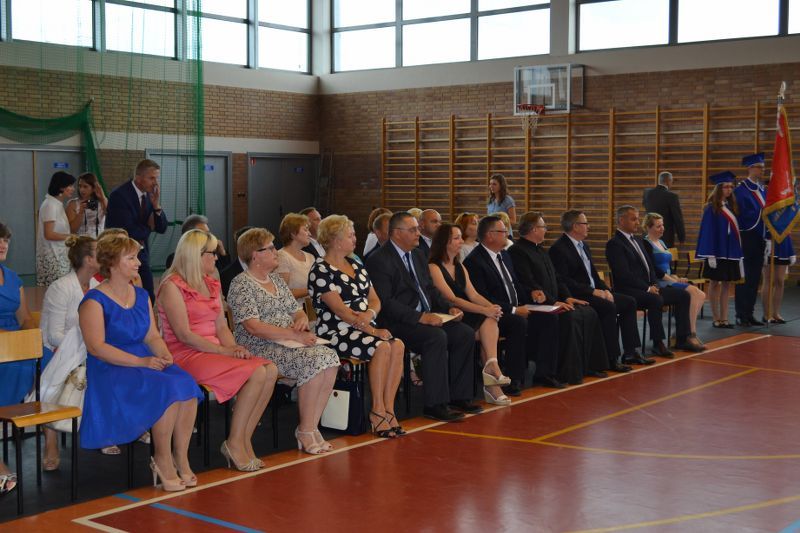 Zobacz relacje foto i video z zakończenia roku szkolnego w kolneńskich szkołach