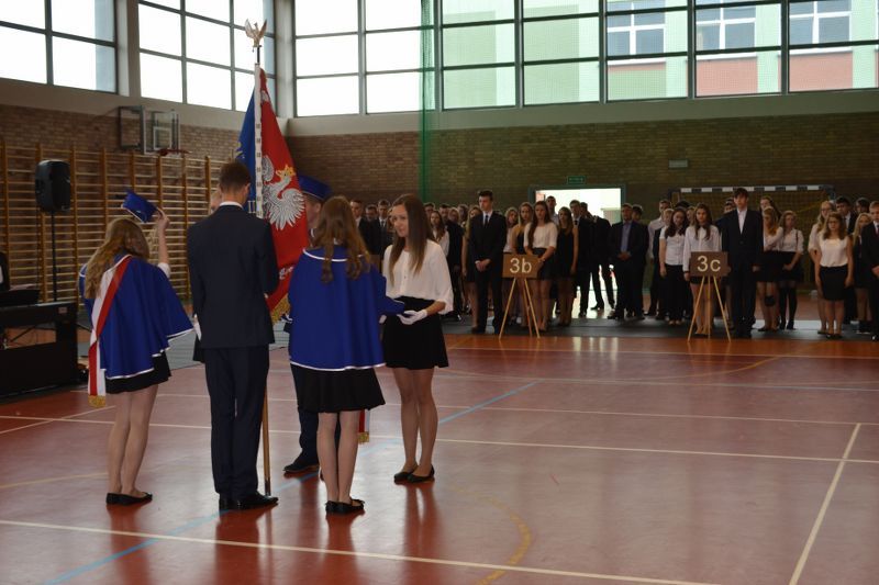 Zobacz relacje foto i video z zakończenia roku szkolnego w kolneńskich szkołach
