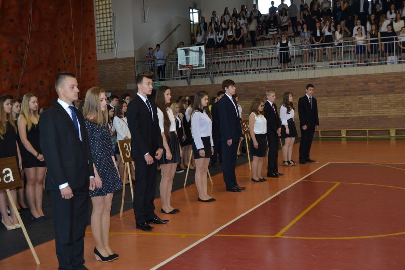 Zobacz relacje foto i video z zakończenia roku szkolnego w kolneńskich szkołach