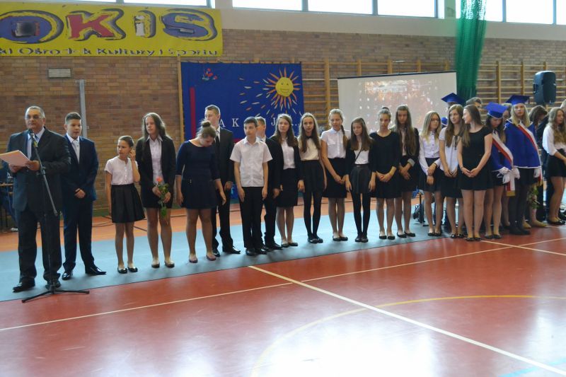 Zobacz relacje foto i video z zakończenia roku szkolnego w kolneńskich szkołach