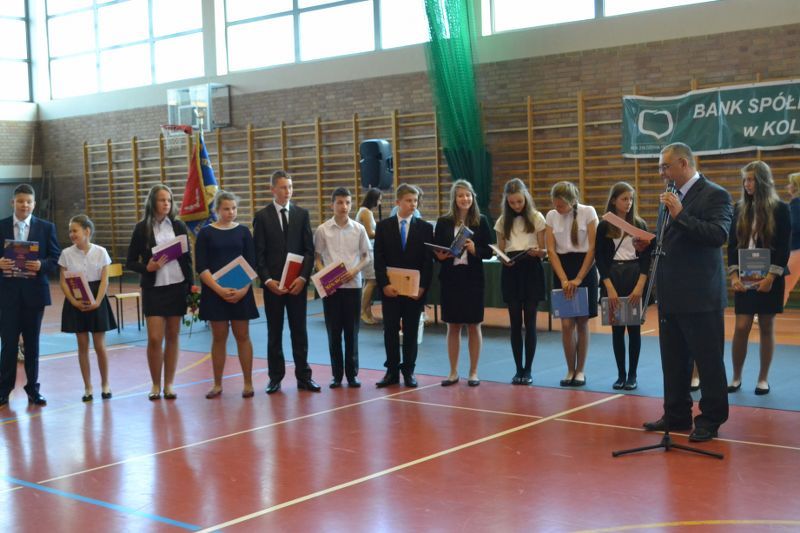 Zobacz relacje foto i video z zakończenia roku szkolnego w kolneńskich szkołach