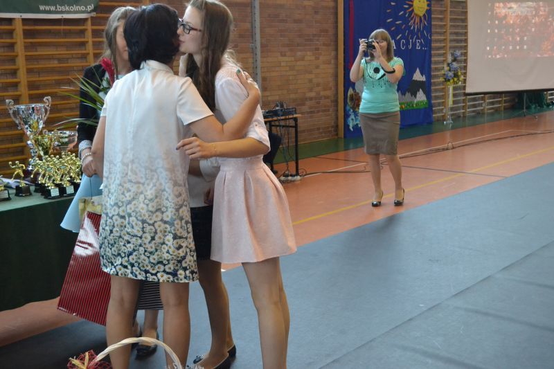 Zobacz relacje foto i video z zakończenia roku szkolnego w kolneńskich szkołach