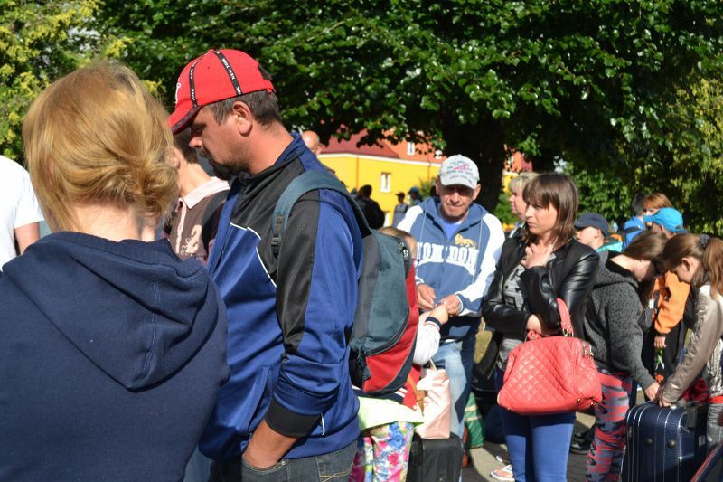 11,49 do Małych Cichych. Dzieci czekały prawie cztery godziny. Skandal?