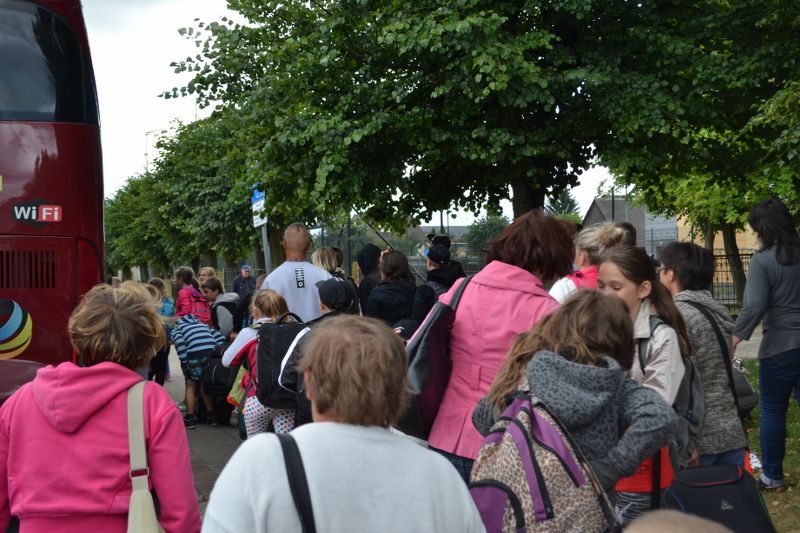 11,49 do Małych Cichych. Dzieci czekały prawie cztery godziny. Skandal?