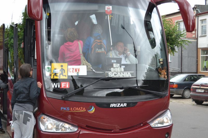 11,49 do Małych Cichych. Dzieci czekały prawie cztery godziny. Skandal?