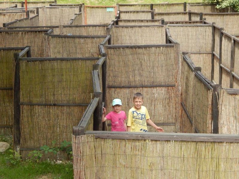 Rozrywka i Edukacja: Sposób na wakacje!