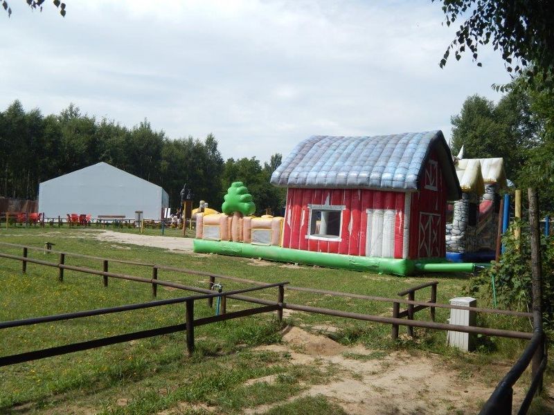 Rozrywka i Edukacja: Sposób na wakacje!