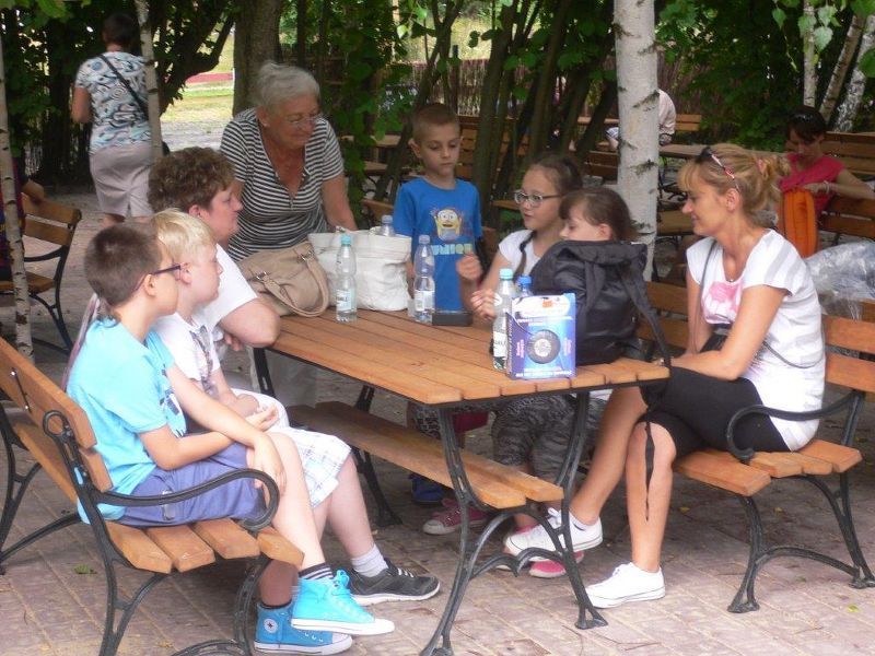 Rozrywka i Edukacja: Sposób na wakacje!