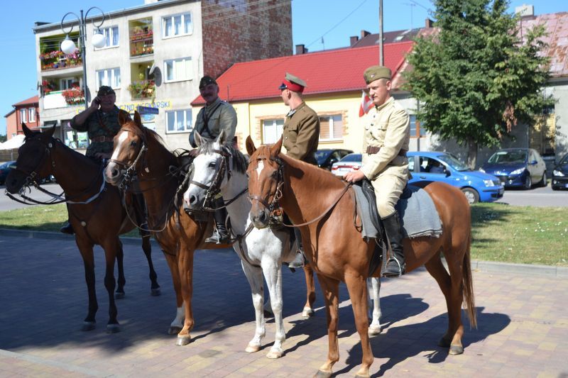 Zobacz relację z uroczystości Święta Wojska Polskiego w Kolnie
