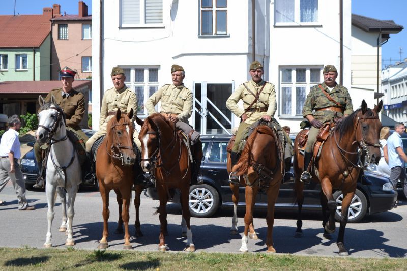Zobacz relację z uroczystości Święta Wojska Polskiego w Kolnie