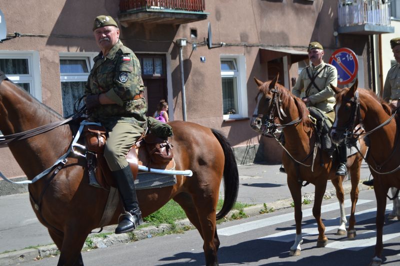 Zobacz relację z uroczystości Święta Wojska Polskiego w Kolnie