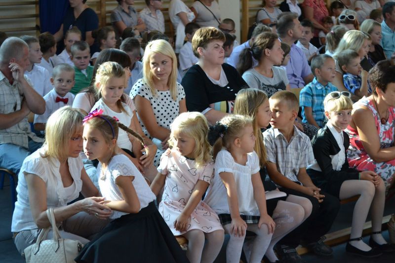 Zobacz zdjęcia z rozpoczęcia roku szkolnego