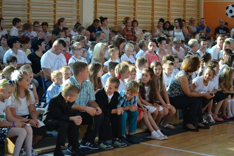 Zobacz zdjęcia z rozpoczęcia roku szkolnego