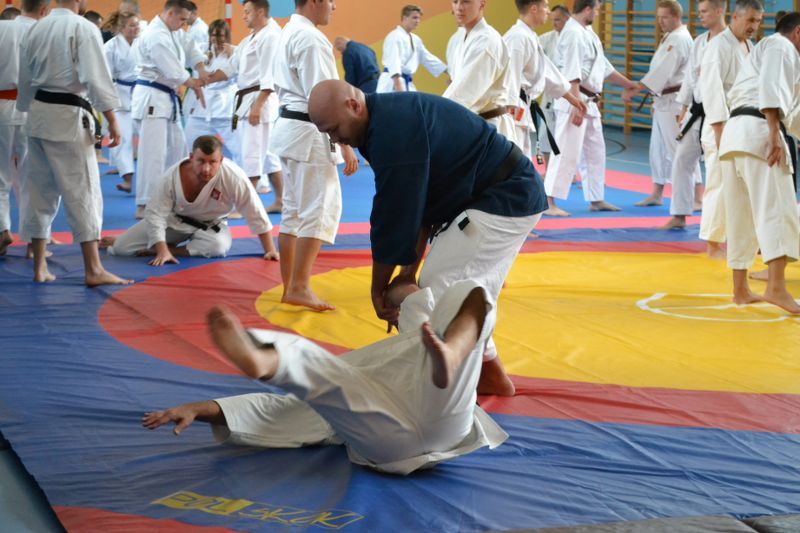 Mistrz karate poprowadził zajęcia w Kolnie. Zobacz foto i video