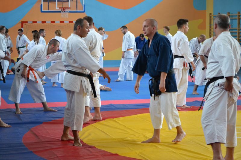 Mistrz karate poprowadził zajęcia w Kolnie. Zobacz foto i video