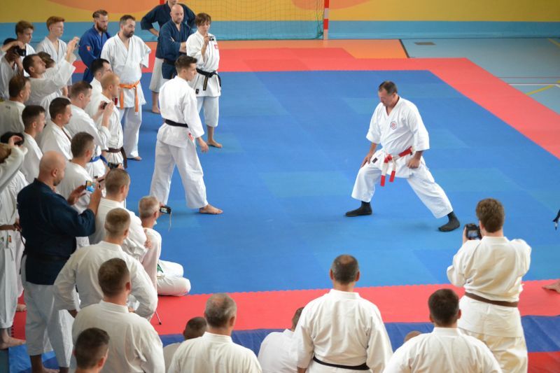 Mistrz karate poprowadził zajęcia w Kolnie. Zobacz foto i video
